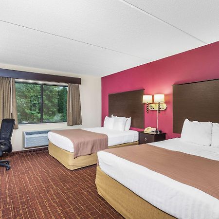 Americinn By Wyndham Madison South Экстерьер фото